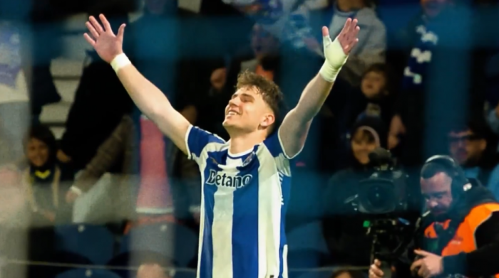 Oskar Pietuszewski ma nowy kontrakt z FC Porto. Smoki świetnie to rozegrały i zabezpieczyły przyszłość Polaka w klubie